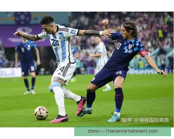 本轮足球赛事焦点前瞻豪门对决与黑马走向全解析关键球星状态判读